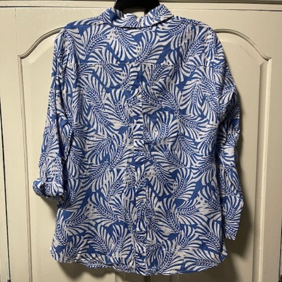 French Curve Summer Blouse Size L / NWT - Picture 3 of 3